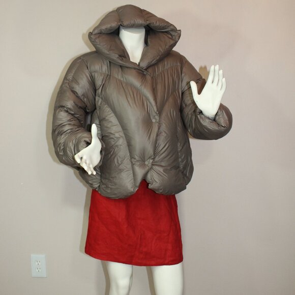 JNBY hoodie down light wear brown oversize puffer jacket size XS/Small - Picture 2 of 7